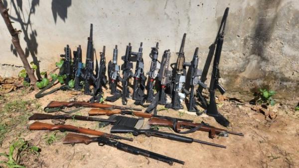 Polícia apreende arsenal que seria da milícia liderada por Tandera
