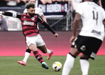 Corinthians x Flamengo. Fonte: AGIF