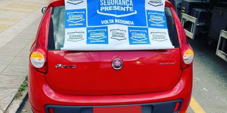 Carro roubado é recuperado pela Operação Segurança Presente em VR