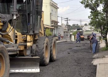 Prefeitura de BM vai asfaltar 144 ruas até o fim de 2022