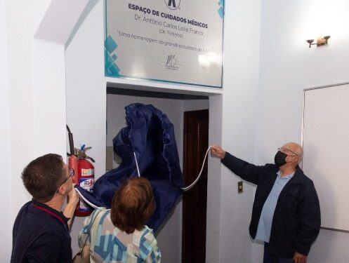 AAP-VR presta homenagem ao Dr. Toninho, ex-prefeito de Pinheiral