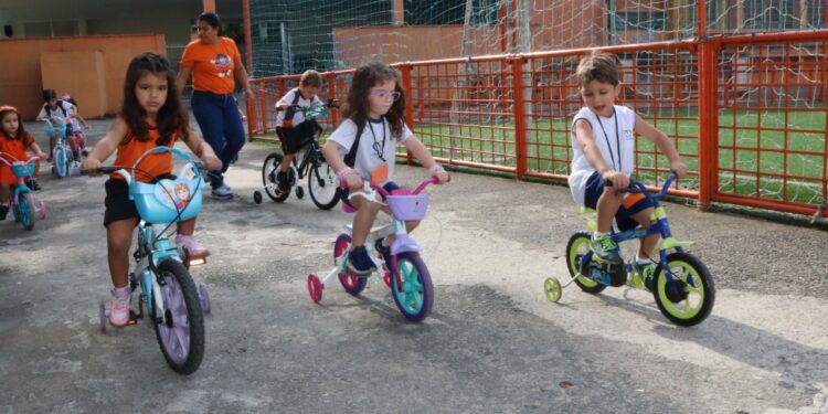 Projeto ‘Minha Bike na Escola’ combate sedentarismo em Barra Mansa