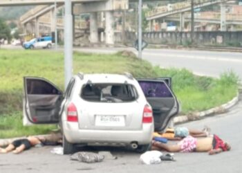 Quatro bandidos morrem em confronto com a PM