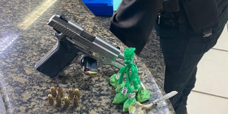 Homem é preso após troca de tiros com a PM em Mangaratiba