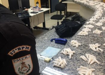 Polícia apreende 1.020 pinos de cocaína em Itatiaia