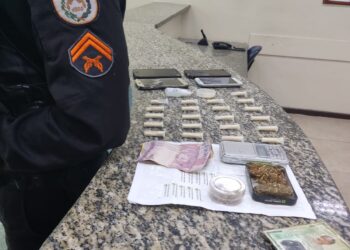 Homem é detido após furtar 48 peças de roupas íntimas em BM