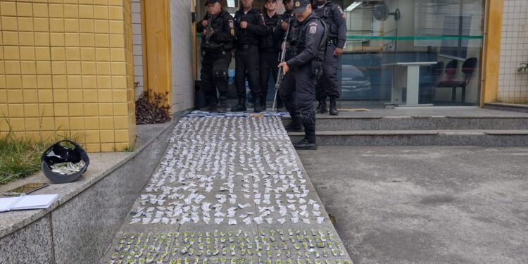 Homem é preso com grande quantidade de droga em Piraí