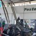 Carro explode durante abastecimento em posto de São Pedro da Aldeia