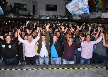 Serfiotis reúne mais de 2 mil pessoas em ato político de apoio ao governador Cláudio Castro