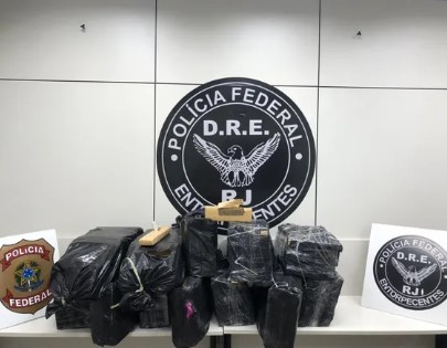 Caminhoneiro é preso transportando 370 kg de maconha na Serra das Araras