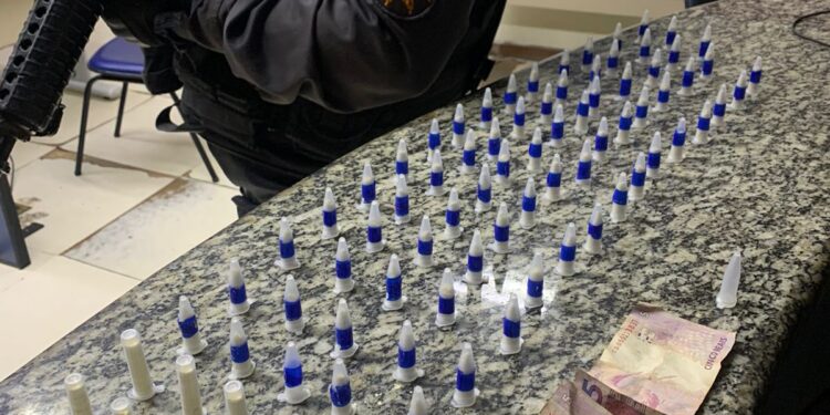 Homem é preso com cocaína em Pinheiral