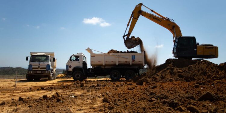 Parque Industrial: Volta Redonda inicia obras em terreno que vai receber novas empresas
