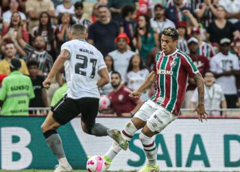 Fluminense empata com Botafogo pelo Campeonato Brasileiro
