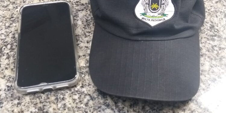 Guarda Municipal de Volta Redonda detém suspeito de roubar celular no Aterrado