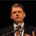 União Brasil oficializa apoio a Tarcísio de Freitas em São Paulo