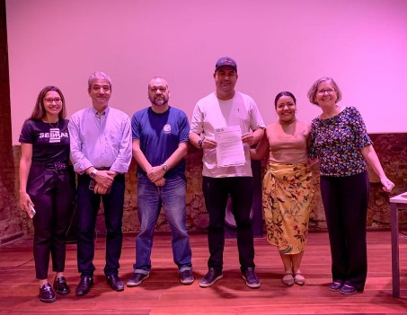 Paraty: Vidal e diretoria do Sebrae entregam certificados para agentes de desenvolvimento