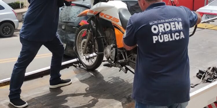 ‘VR em Ordem’ apreende 19 veículos com irregularidades em Volta Redonda