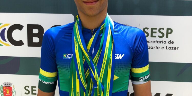 Jovem de Barra Mansa é campeão brasileiro em cinco modalidades no Campeonato de Pista Juniores