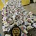 PM apreende quase 700 pinos de cocaína em Angra dos Reis