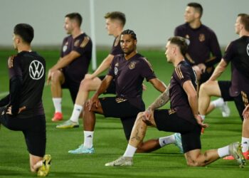Clássico entre Alemanha e Espanha é o destaque de domingo