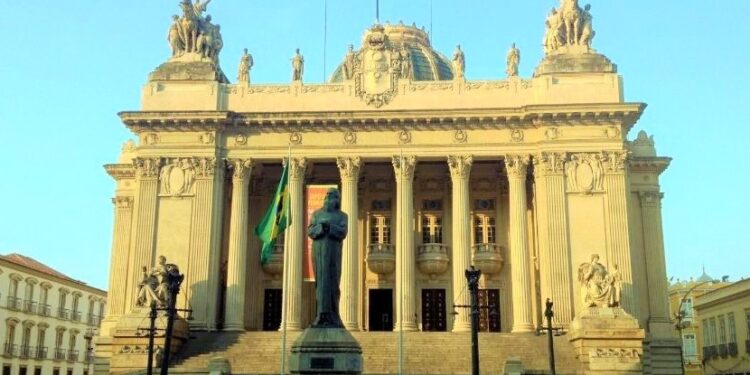 Estado do Rio pode ter ICMS de 18% para serviços considerados essenciais