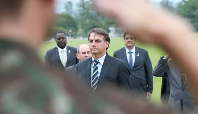 Bolsonaro estará na AMAN neste sábado