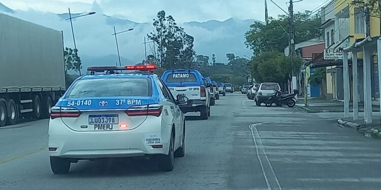 Polícia Militar monta megaoperação para coibir facção criminosa que atua na Grande Alegria, em Resende