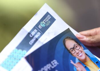 Primeiro dia do Enem tem participação de mais de 2,4 milhões de estudantes