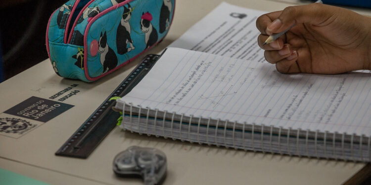 Começa hoje primeira fase da matrícula 2023 para rede estadual de educação