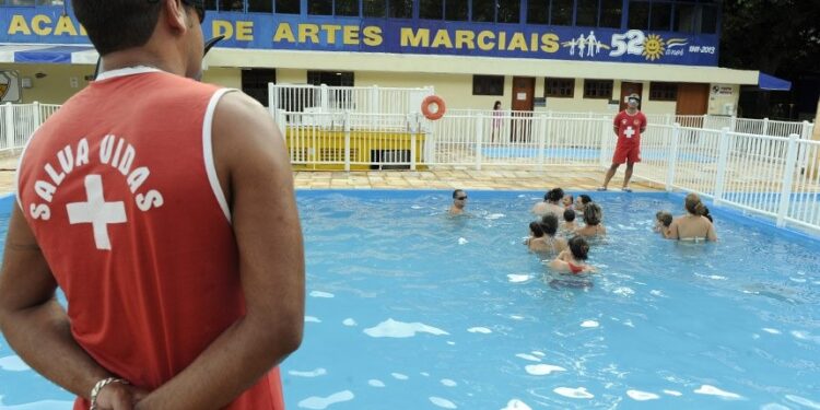 Estado do Rio ganha programa de segurança aquática para evitar acidentes