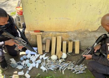 PM apreende 10kg de drogas em esconderijo no Siderlândia