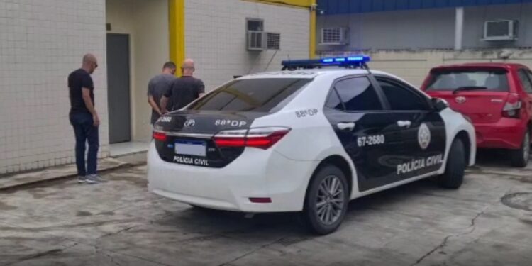 Homem acusado de fazer parte do tráfico de drogas é preso em Barra do Piraí