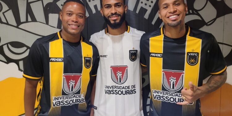 Voltaço apresenta novo uniforme para temporada 2023