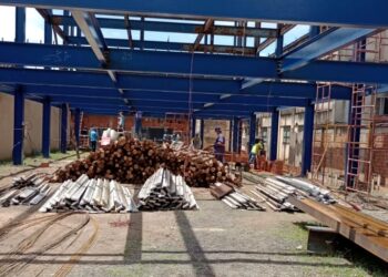 Equipes finalizam montagem de estrutura do Hospital da Criança em Volta Redonda