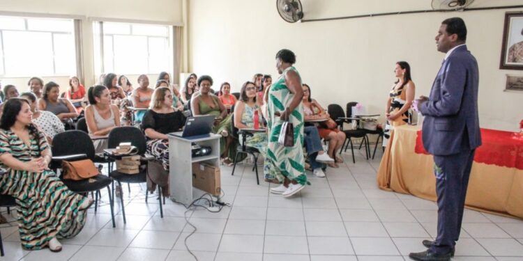 Barra do Piraí realiza encontro de Tecnologia na Educação