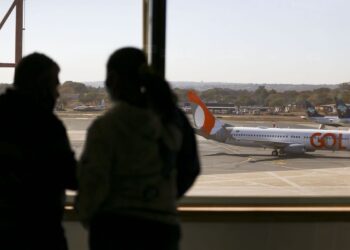 Greve dos aeronautas atrasa voos em Brasília, Porto Alegre e Fortaleza