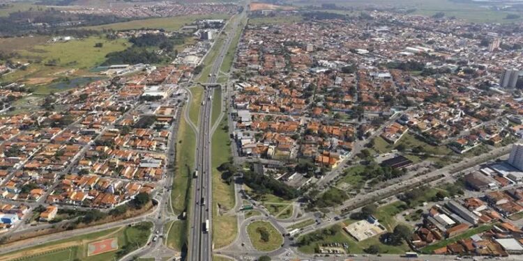 Sociedade civil se posiciona contra projeto da maior termelétrica fóssil do Brasil, em Caçapava