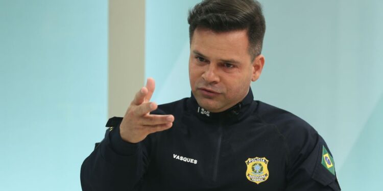 Diretor-geral da PRF Silvinei Vasques é exonerado do cargo