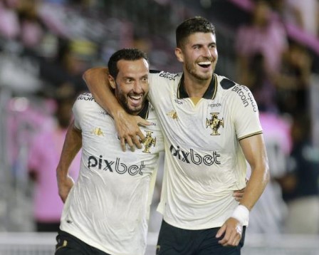 Vasco encerra temporada nos EUA com vitória