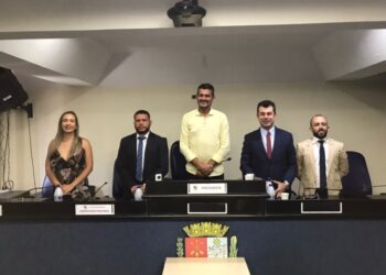 Paulo Sandro toma posse na presidência da Câmara de BM