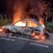 Carro é incendiado em Itatiaia