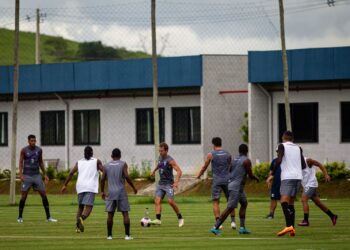 Resende pega o Botafogo em jogo-treino