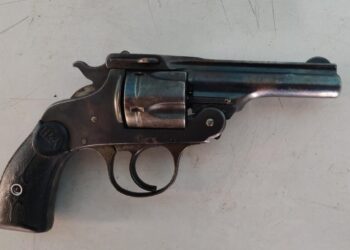 Homem é preso por porte ilegal de arma em Volta Redonda