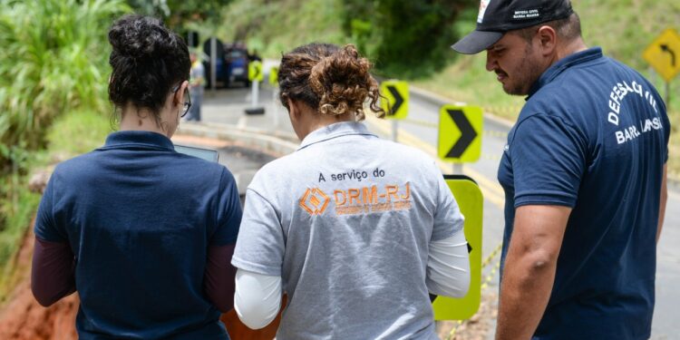Departamento de Recursos Minerais do Estado vistoria pontos de risco em Barra Mansa