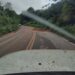 Estrada que liga Barra Mansa a Bananal apresenta diversos pontos com barreiras