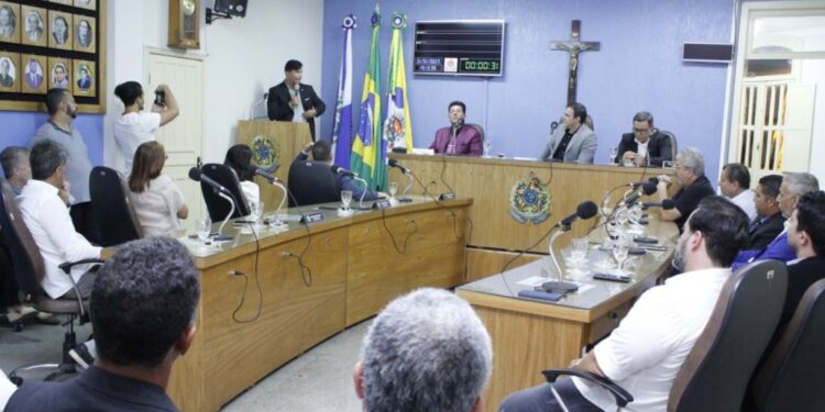 Mario Esteves participa da posse do novo presidente da Câmara de Barra do Piraí