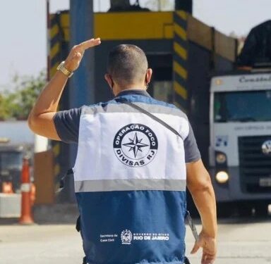 Homem procurado pela Justiça é preso na BR-040, em Levy Gasparian