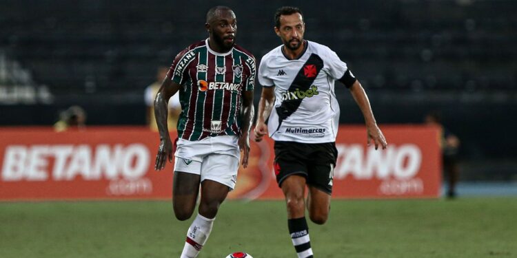 Fluminense e Vasco ficam frente a frente em clássico pelo Carioca
