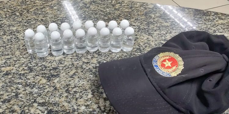 Suspeito de tráfico de drogas é preso em Paraty após informações do Disque Denúncia