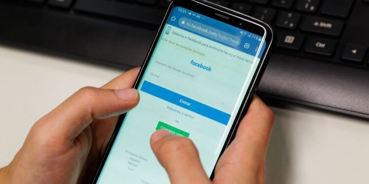 CERT.br lança cartilha com dicas sobre uso seguro de redes sociais